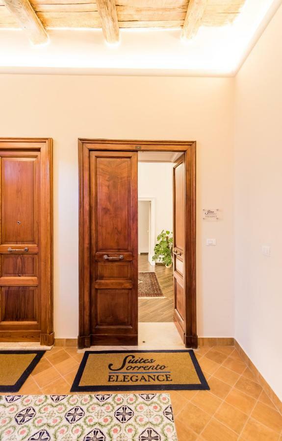 Suites Sorrento Elegance Exteriör bild